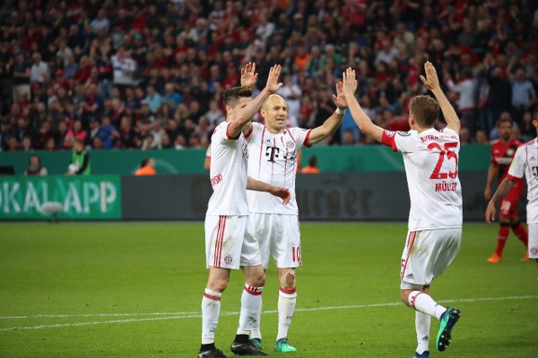 Bayern trash Leverkusen 6-2 in German Cup semifinal